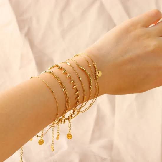Bracelet & Bangle