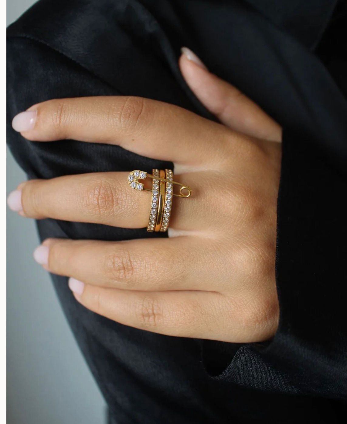 Pin ring