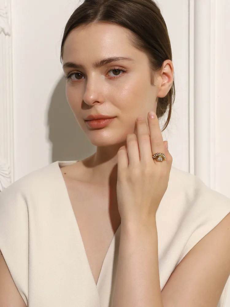 Liora