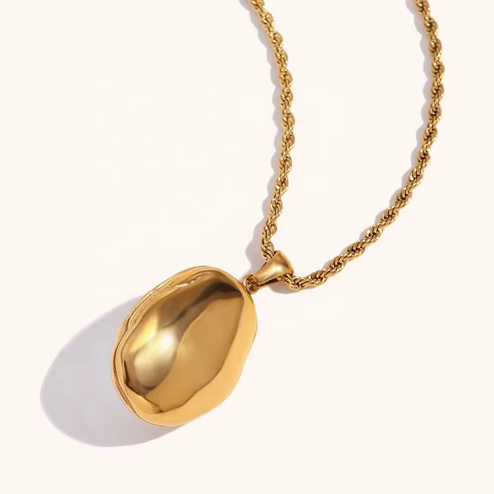 Mother of Pearl necklace
