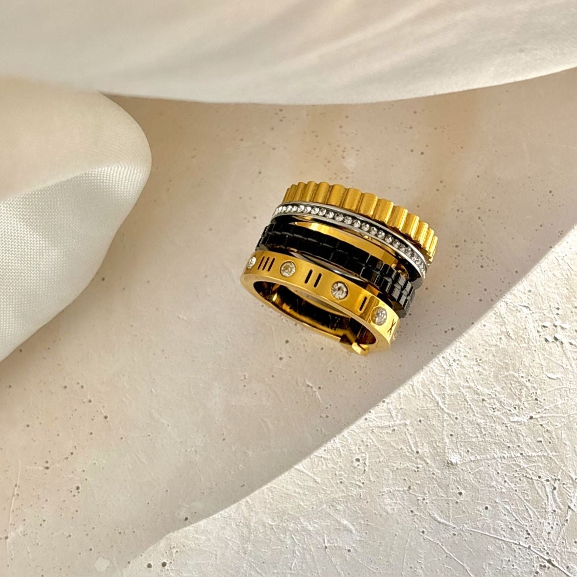 Quadra Luxe Ring 22k