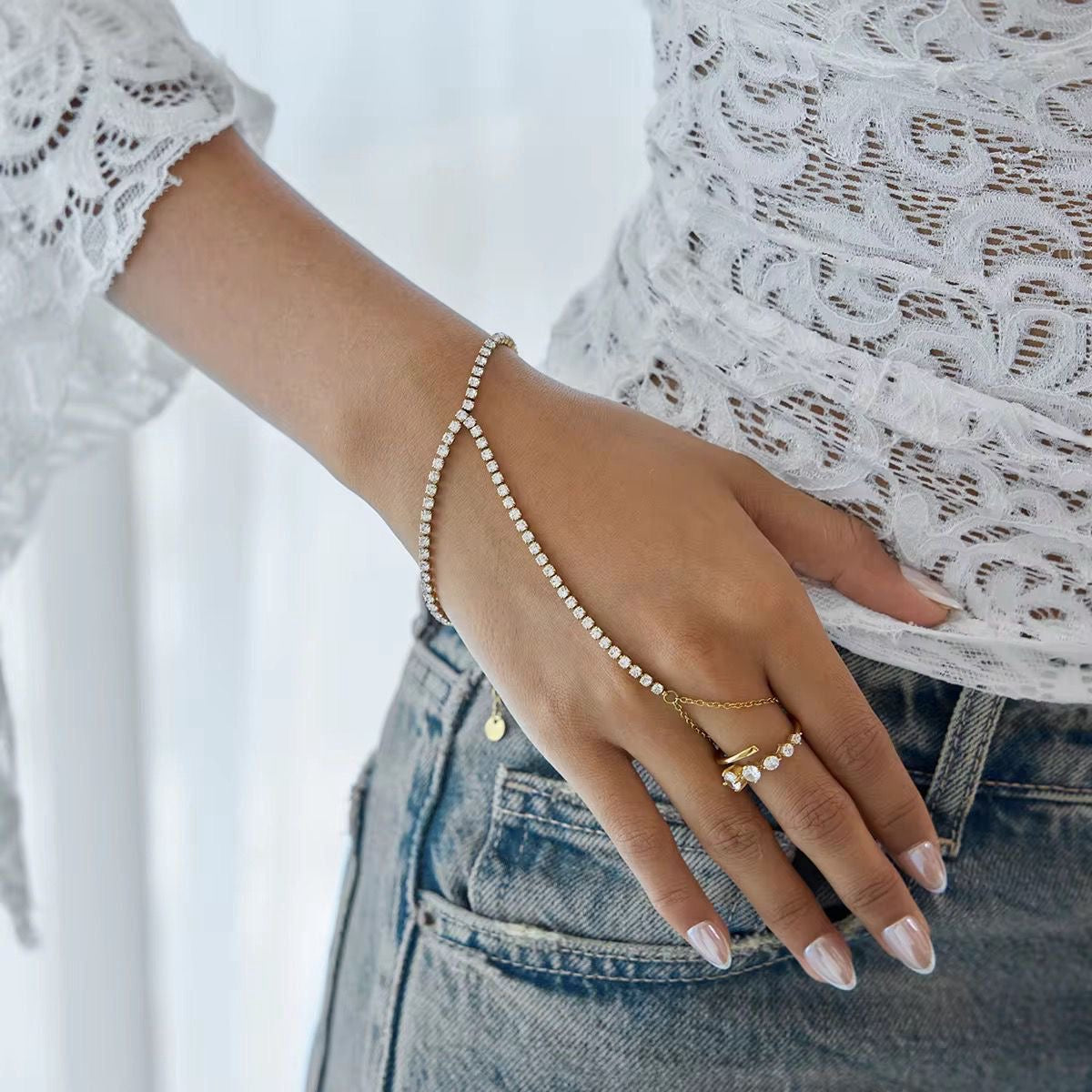 Crystal handchain