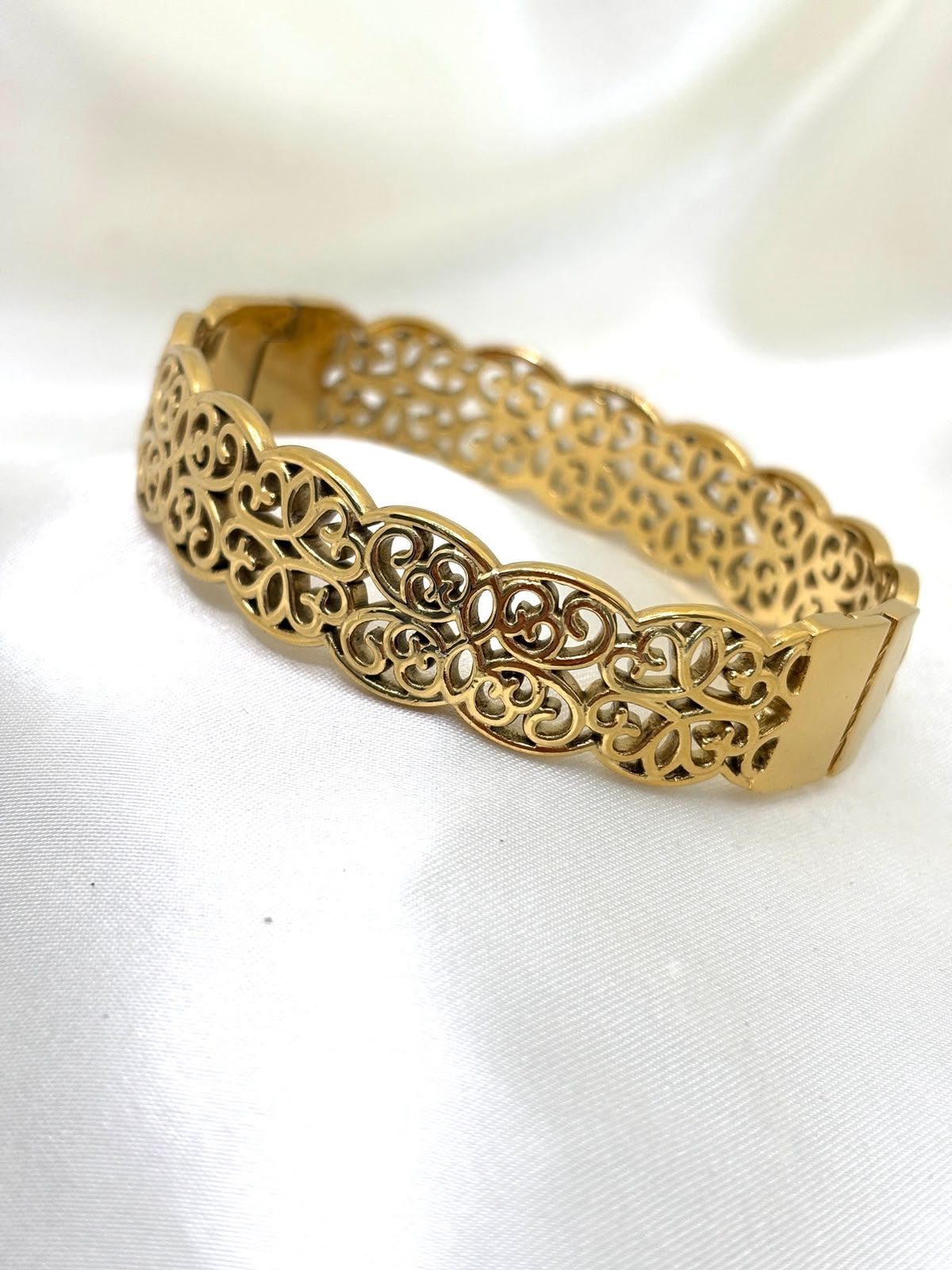 Aurevia Bangle
