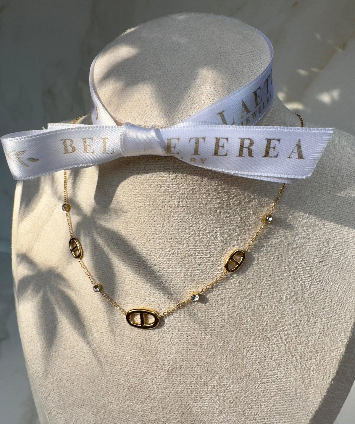 CD neckchain