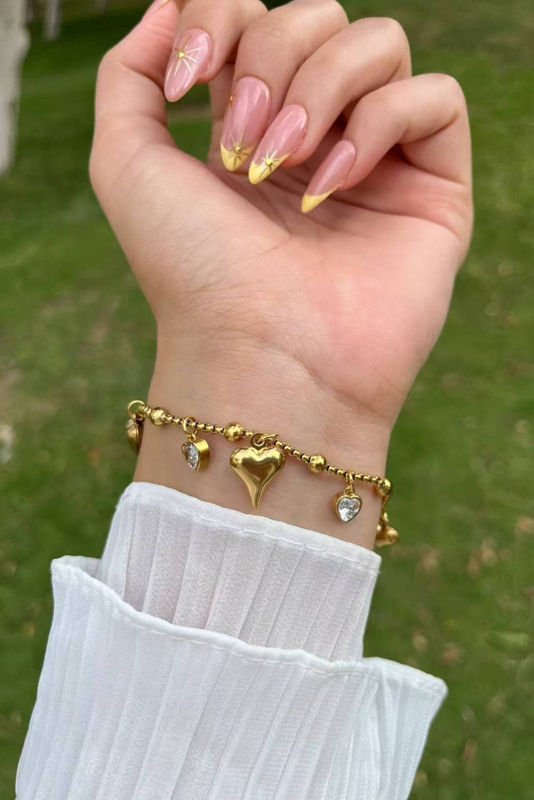 Heart dewdrop bracelet