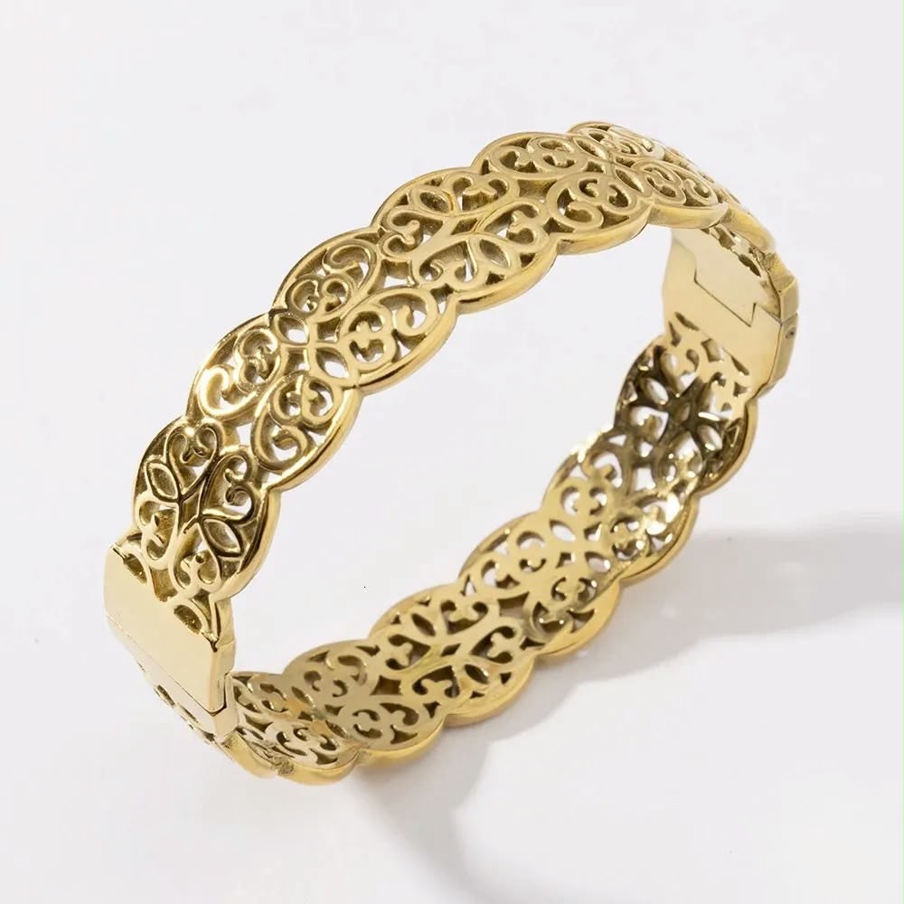 Aurevia Bangle