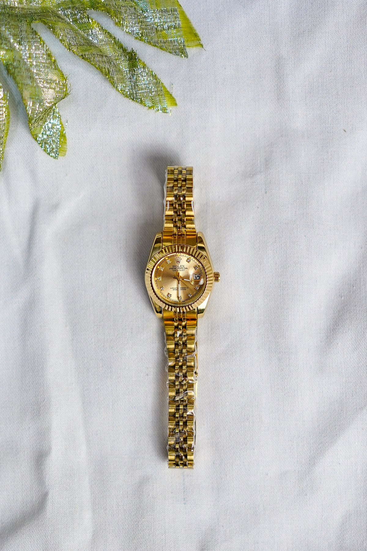 Rolex Date Oyster Golden Dial Woman Watch