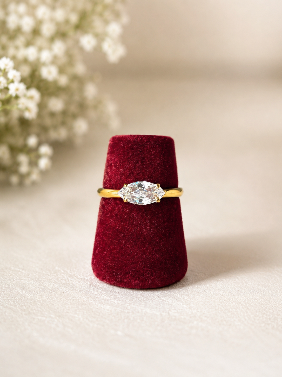 Oval ring crystal