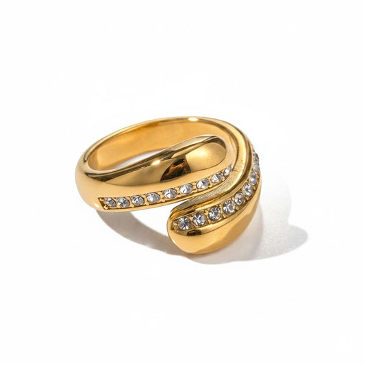 Curvy ring